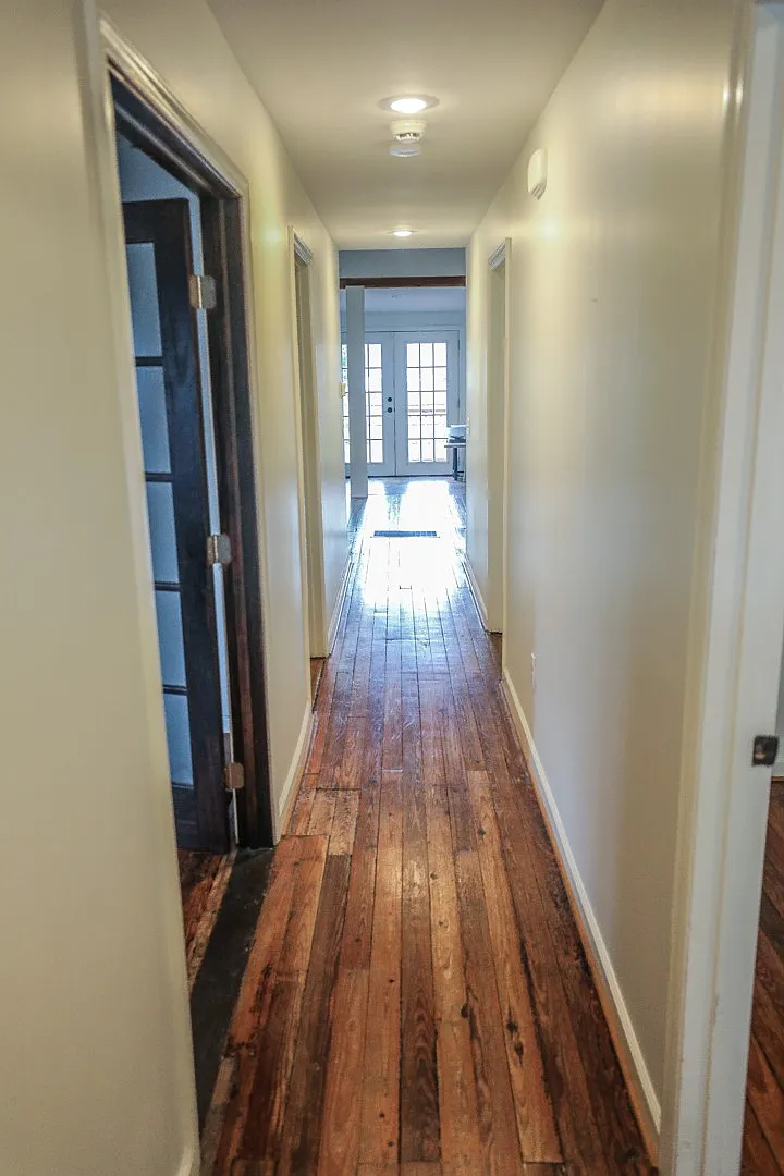 3 bed, 2.0 bath, 1198 sqft, $2,800 — Photo 3