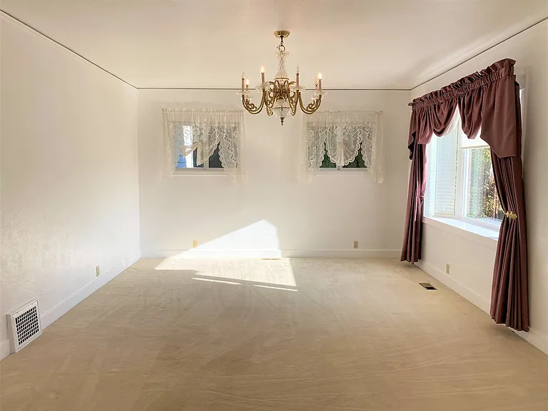 20199 SW Elwert Rd — Photo 4
