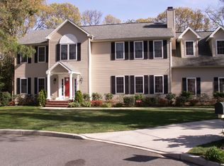 12 Ridgewood Ct, Northfield, NJ 08225