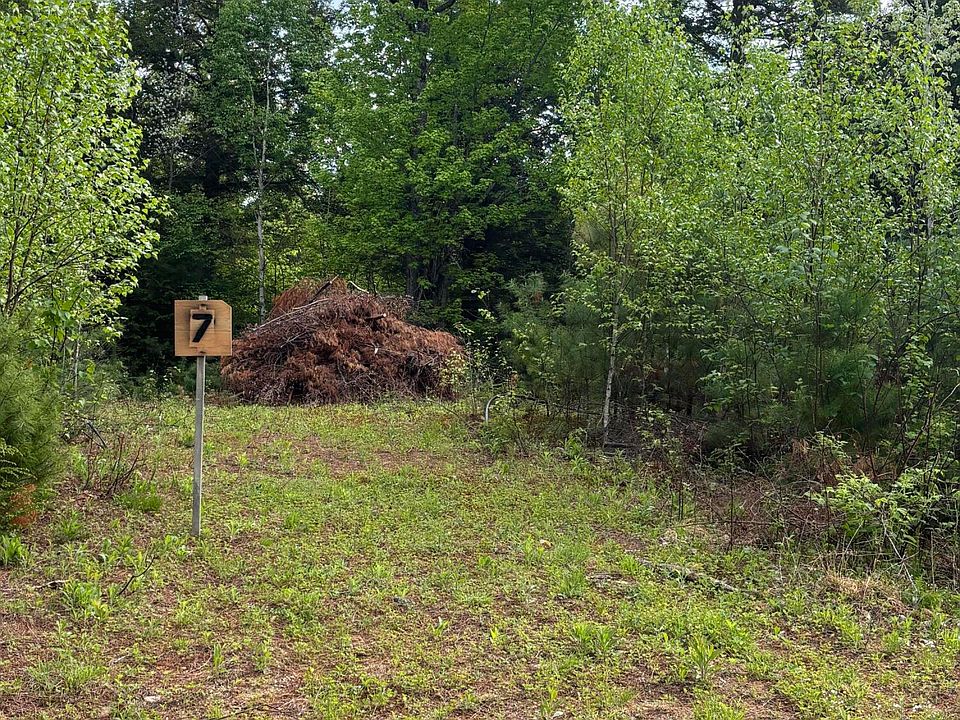 1st image of 7 Bog Brook Loop