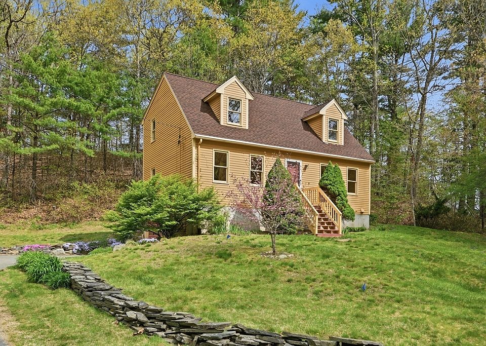 1st image of 21 Valley Rd