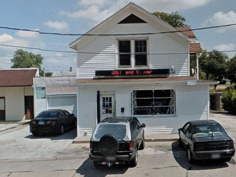 1st image of 273 N Prairie St