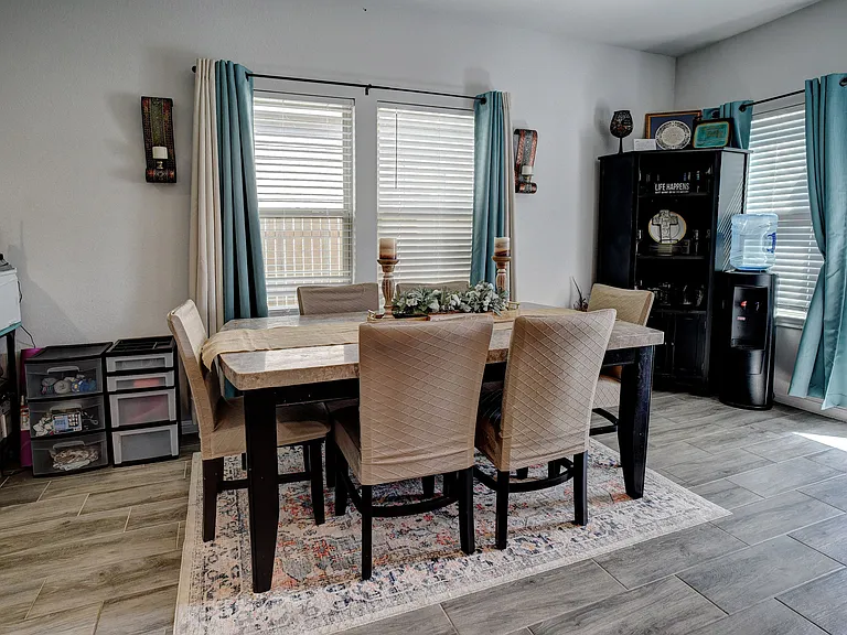205 Driftwood Ln — Photo 10
