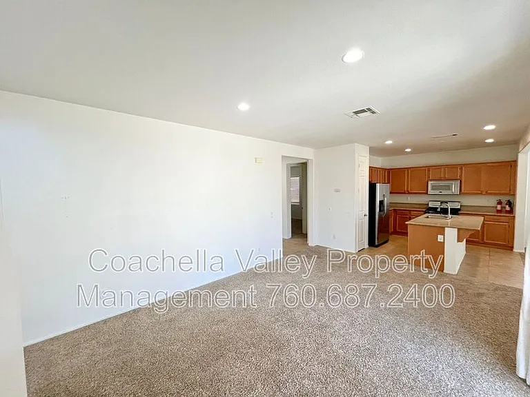 62806 Kitetail Dr — Photo 2