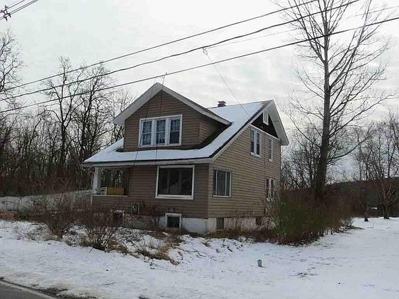 3rd image of 170 River Rd