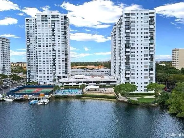 2750 NE 183rd St, Aventura, FL