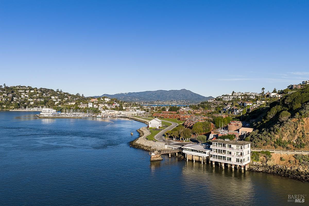 2002 Paradise Drive, Belvedere Tiburon, CA 94920 | MLS #326020664