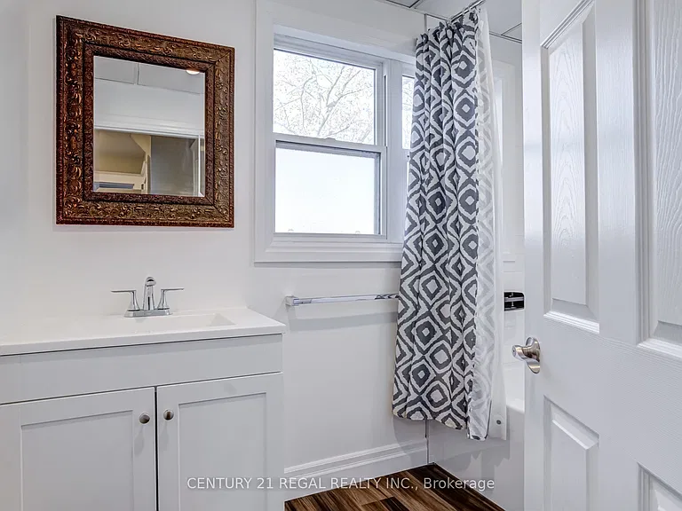 184 Maplewood Ave — Photo 30