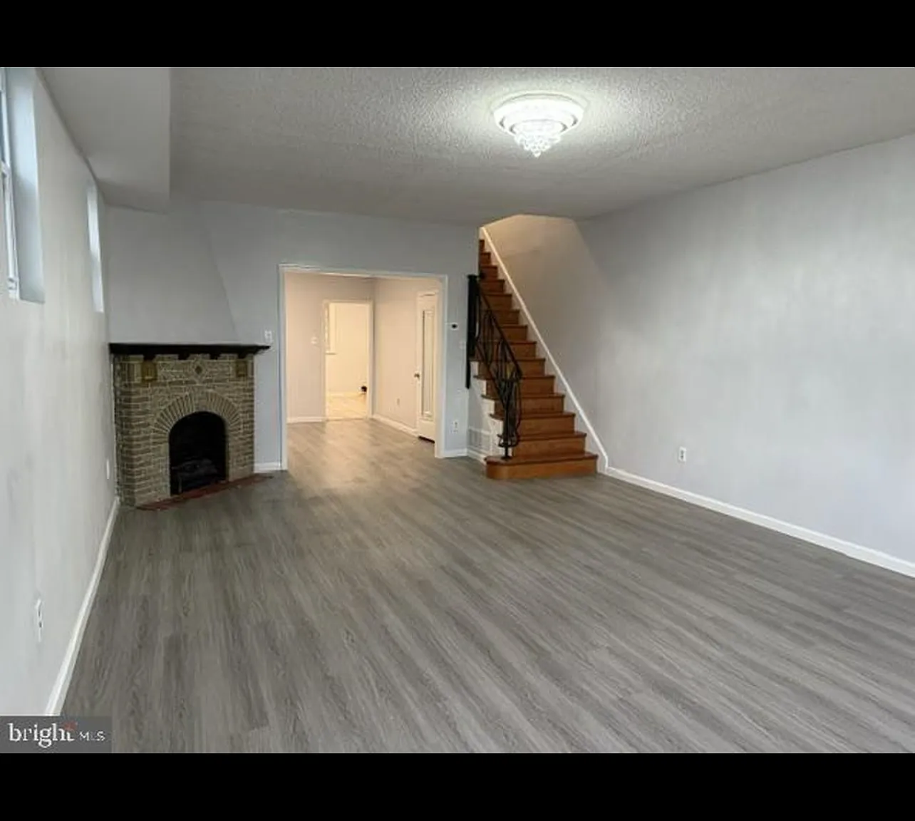 4 bed, 1692 sqft, $2,200 — Photo 1