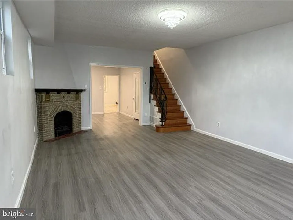 2020 Bleigh Ave