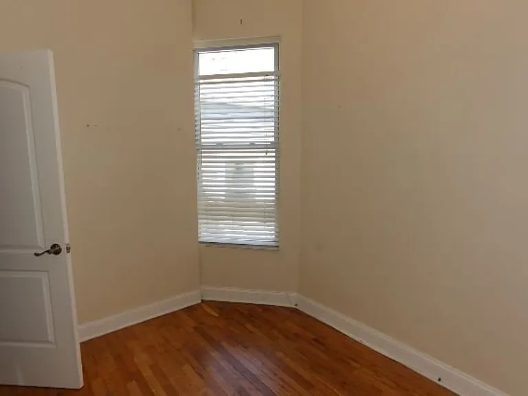 1411 W Erie St #3M — Photo 19