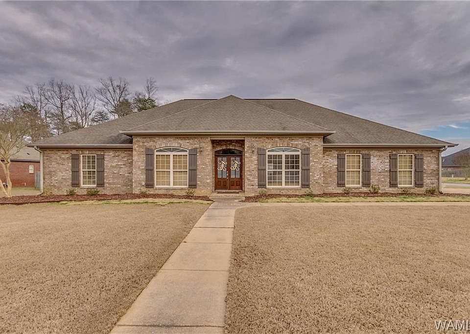 1st image of 3711 Brook Highland Dr