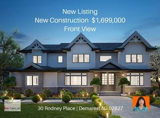 30 Rodney Pl, Demarest, NJ 07627
