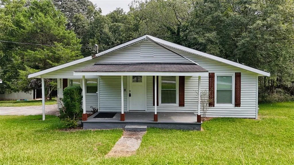3 bed, 2.0 bath, 1198 sqft, $1,750 — Photo 1