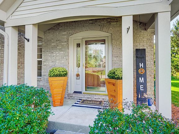 2nd image of 107 Arcaro Dr
