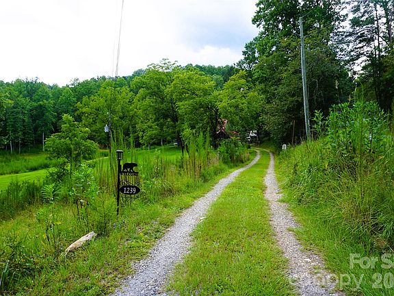 2nd image of 1239 W McGuinn Rd