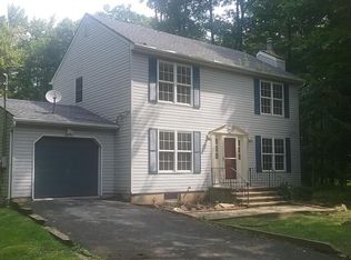 135 Independence Trl, Long Pond, PA 18334