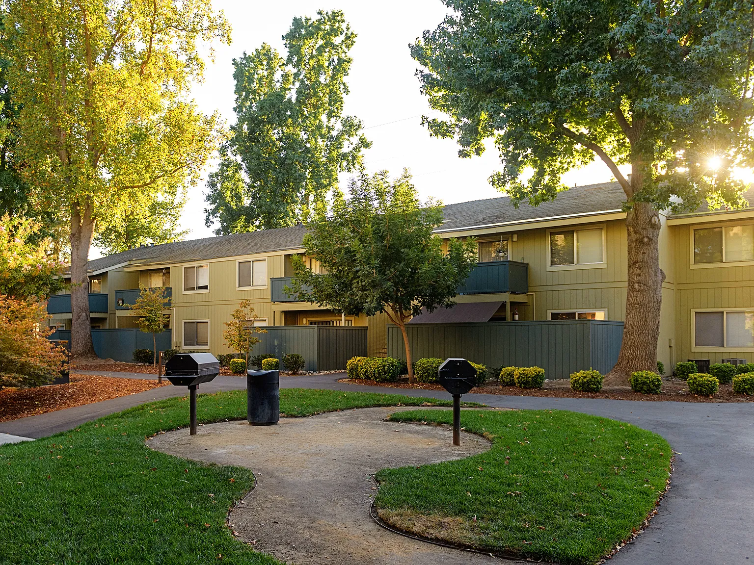 American River Commons — Photo 2