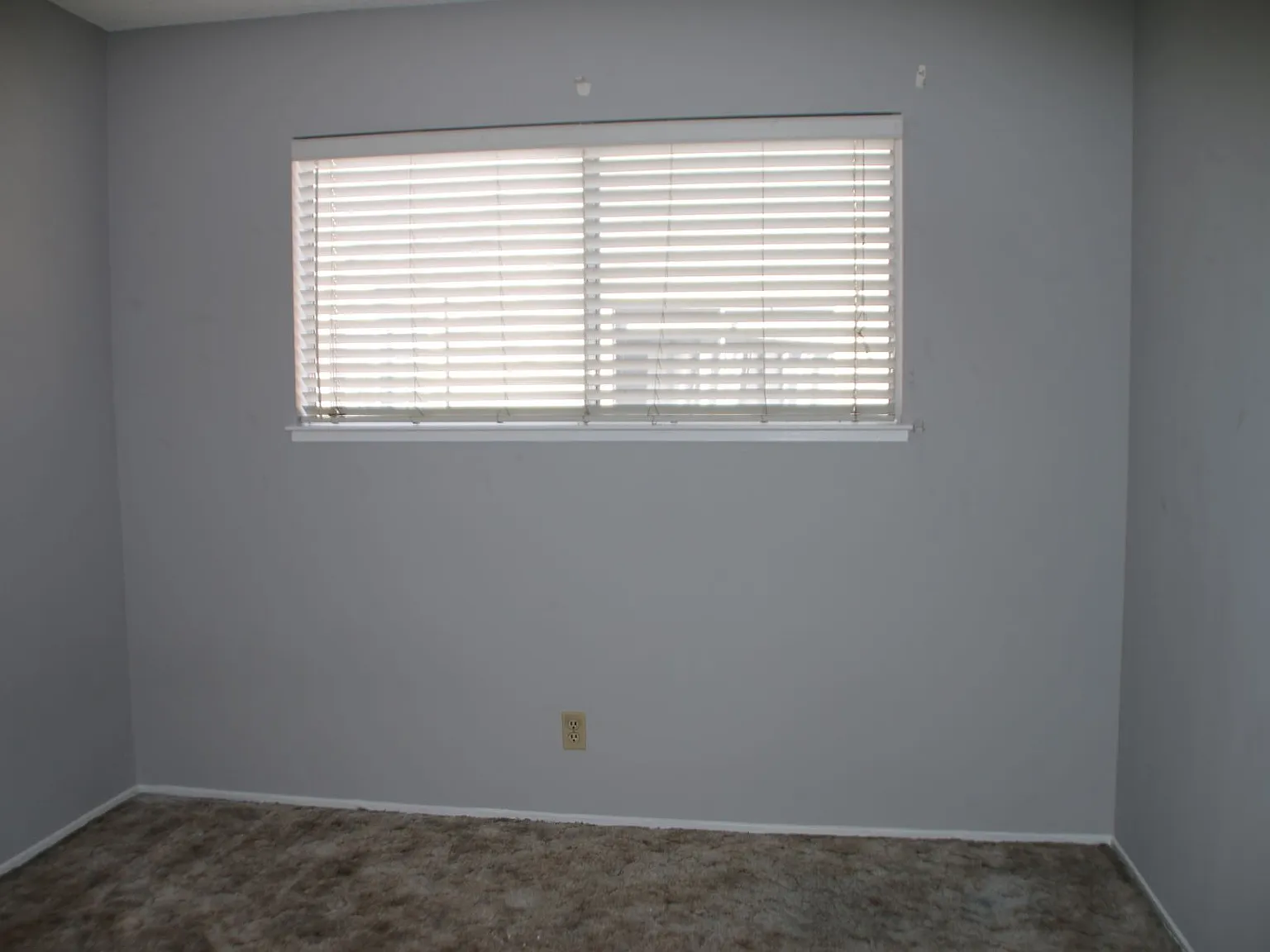 2 bed, 862 sqft, $3,300 — Photo 4
