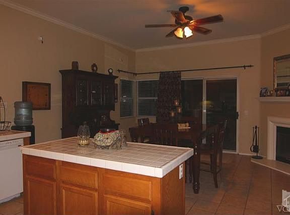 4th image of 1538 Daffodil Ave