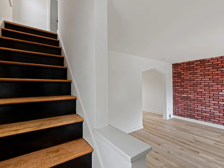 118 Ravilla Ave — Photo 13
