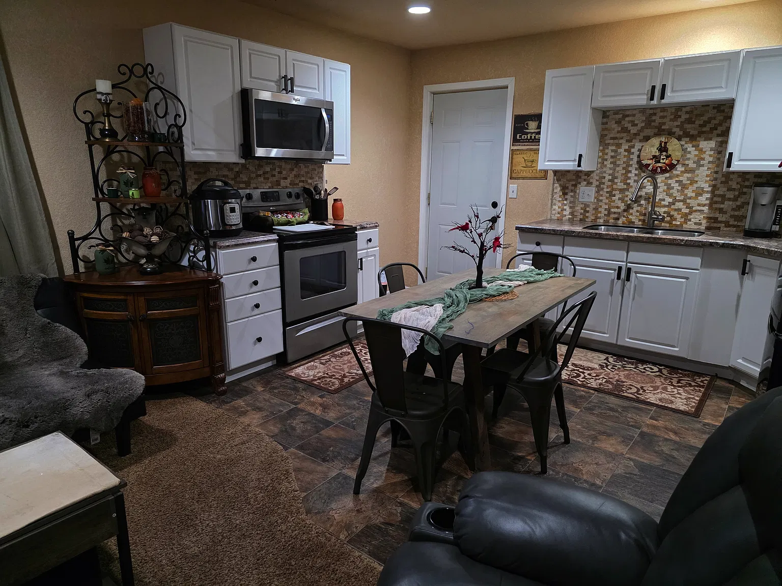 6700 Kingswood Rd — Photo 3