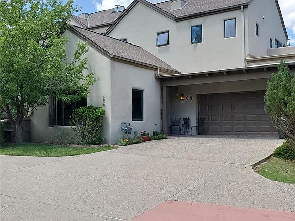 2nd image of 5050 Carriage House Dr