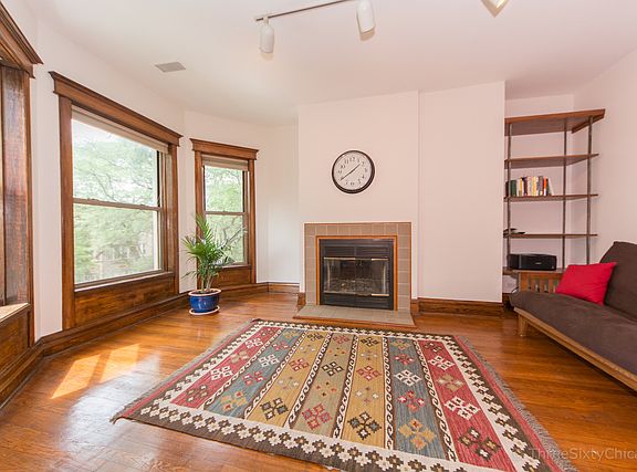 3rd image of 5327 N Winthrop Ave APT 3N