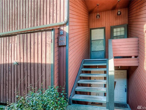 2nd image of 1208 S 216th St APT 202