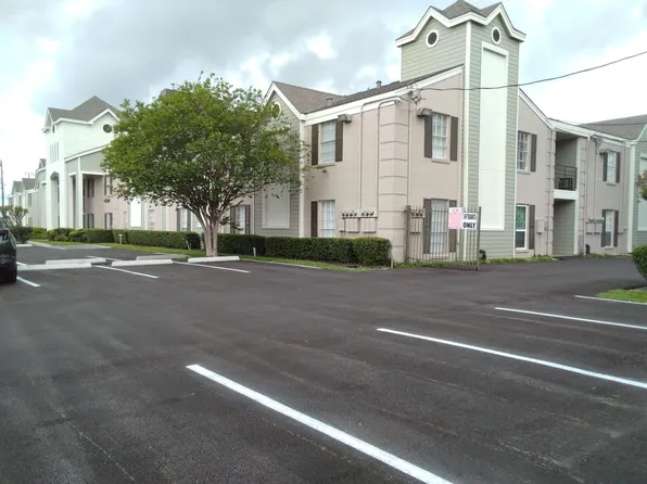 Southmore Park Apartments