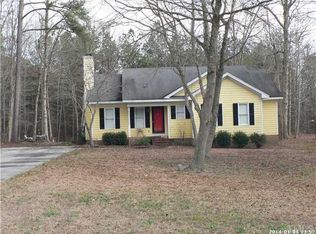 242 Deer Run Ct, Angier, NC 27501