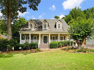 1030 Amberton Ln, Powder Springs, GA 30127