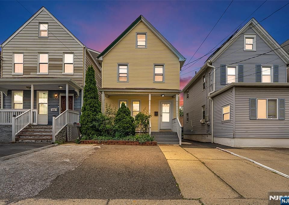 1st image of 137 Central Ave