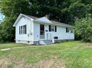 5 Hill Pl, Springfield, VT 05156