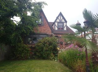 1617 45th Ave SW, Seattle, WA 98116