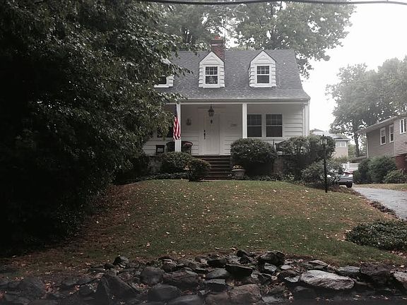 3rd image of 193 Meisner Ave