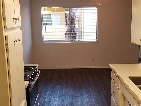 5th image of 17851 Margate St #302