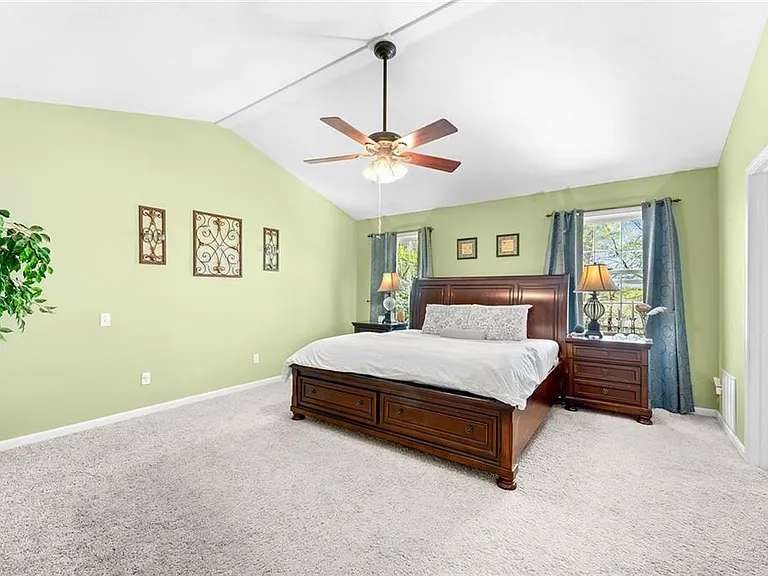 73 Quartz Ave — Photo 21
