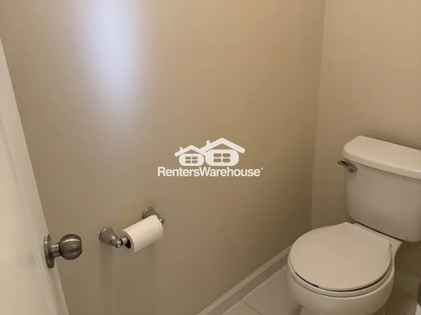7524 Stonehouse Run Dr, Glen Burnie, MD 21060