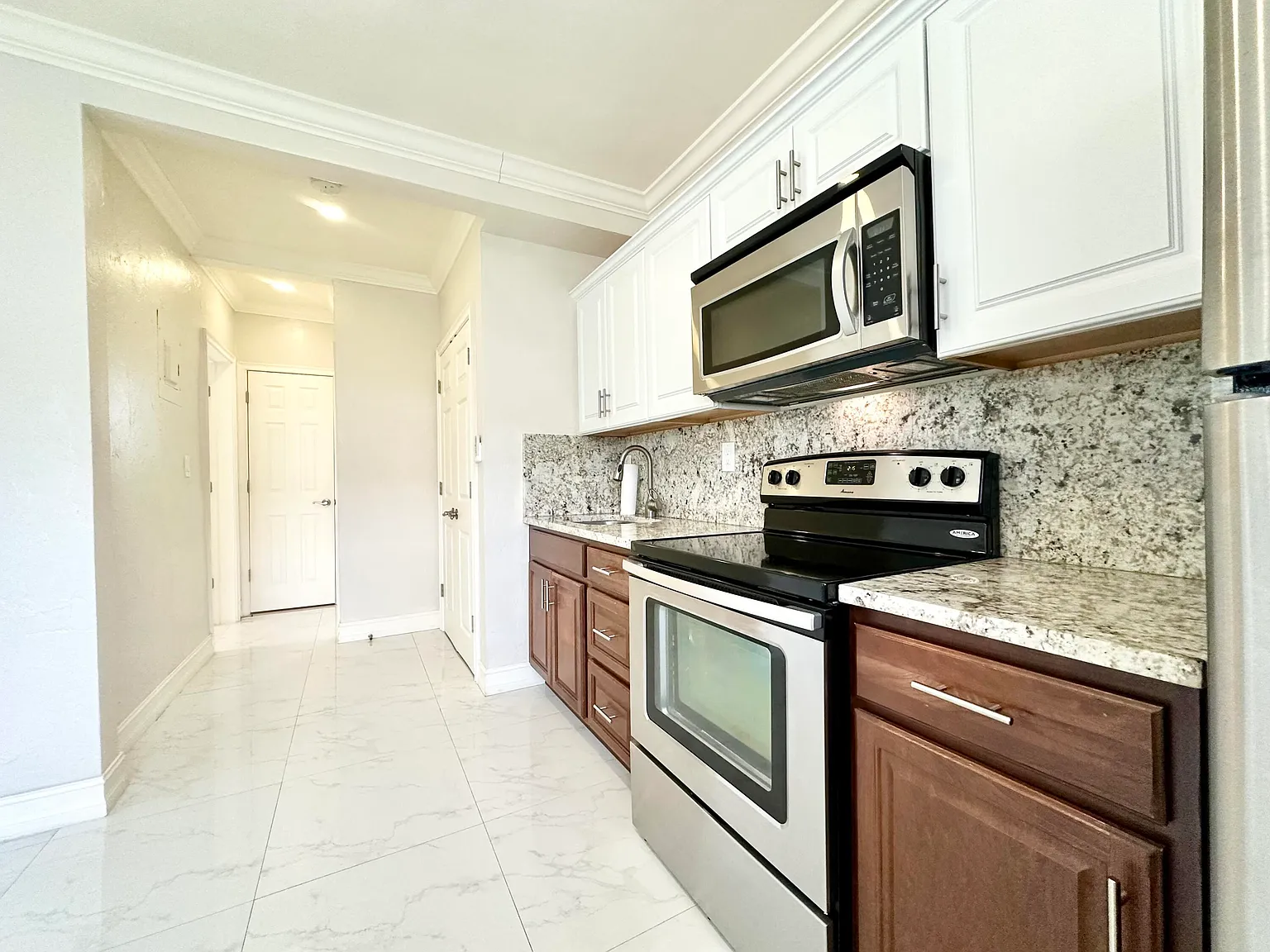 1 bed, 1.0 bath, 453 sqft, $1,395 — Photo 4