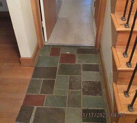 2nd image of 1985 Greenway Ave N