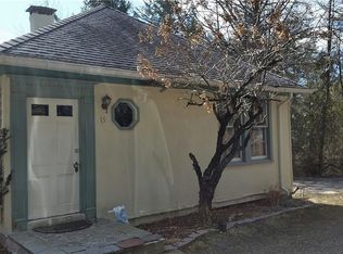 15 Old Park Rd, Tuxedo Park, NY 10987