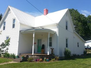 315 E Water St, Flemingsburg, KY 41041