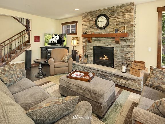 5th image of 370 Black Nugget Lane