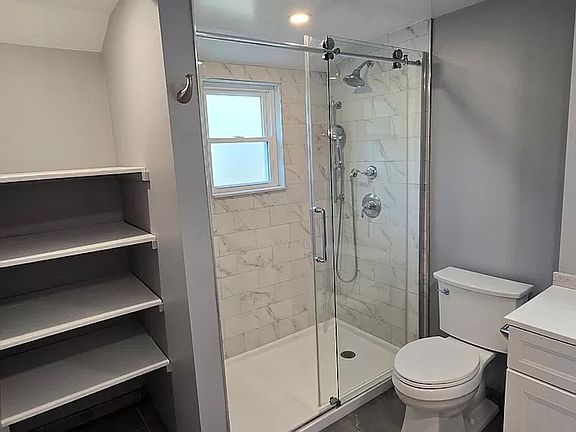 2nd image of 120 Clinton Ave Floor 3