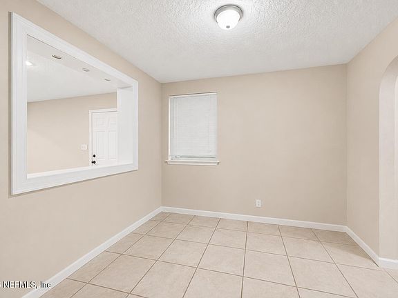 4th image of 5231 POPPY Drive