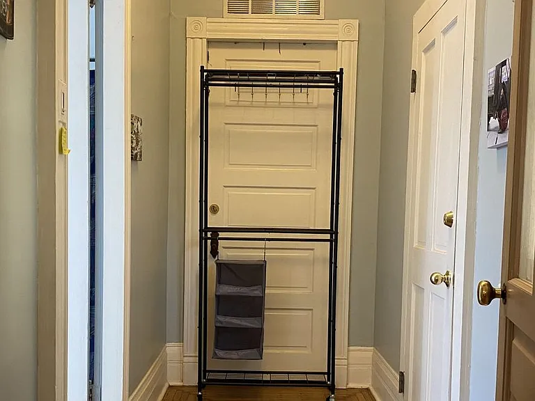 922 Adams St — Photo 10