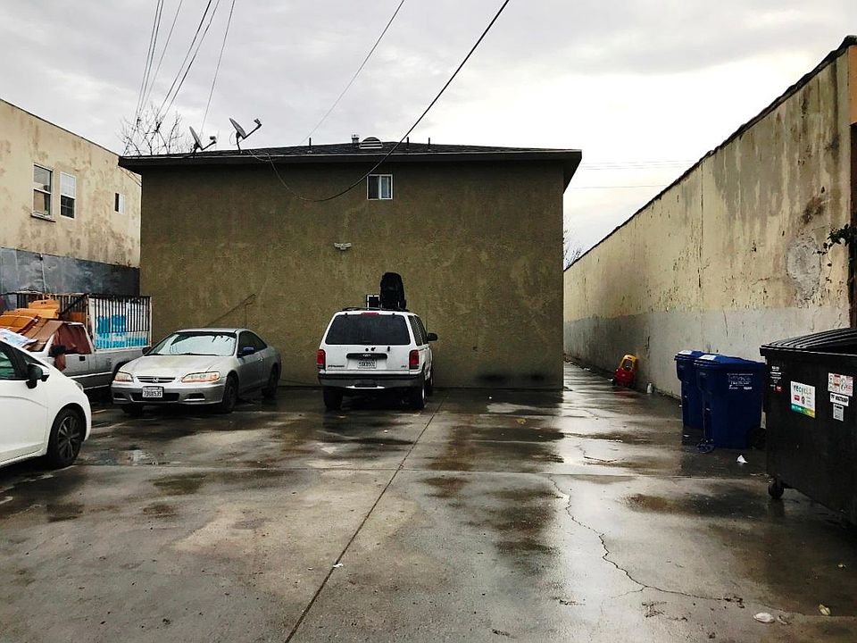 2nd image of 4961 S Central Ave APT 1