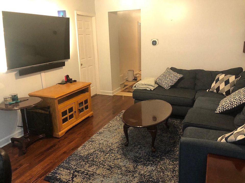1st image of 3058 N Drake Ave #1