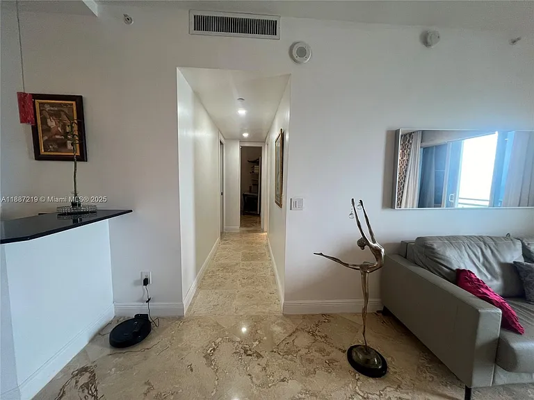 6917 Collins Ave — Photo 20